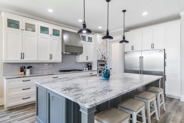 Modern Kitchen Remodeling in Missouri City